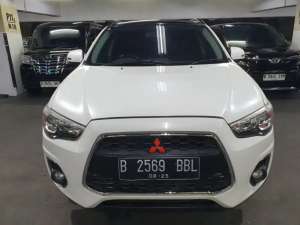 Jual bekas Mitsubishi Outlander PX 2016 FullOriginal SepertiBaru Gressss Istimewa,lokasi di 