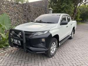 Jual bekas MITSUBISHI TRITON FACELIFT 2021 4x4 2020 NIK HD-X,lokasi di 