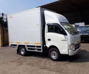 Jual bekas Mobil Baru DP 10 JT Isuzu Traga box 2025,lokasi di 