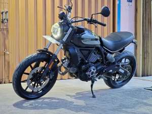 Jual bekas Moge Naked Ducati Scrambler 400 62 th 2017 Odo 8K Like New Siap Gas,lokasi di Tanah Sereal
