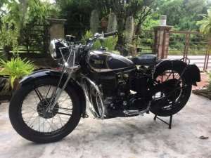 Jual bekas motor klasik perang BSA M20,lokasi di Kalinyamatan