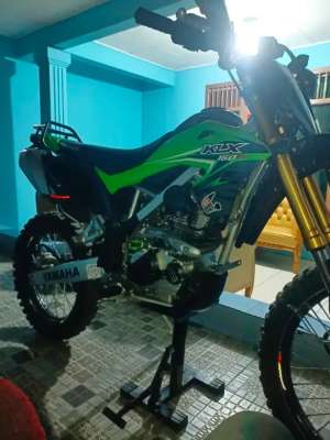 Jual bekas Motor KLX BF EXTREME,lokasi di Bekasi Barat