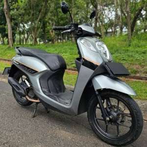 MOTOR MATIC HONDA GENIO lokasi di Ciawi, tersedia melalui melalui situs Olx