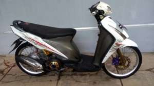 Jual bekas MOTOR MATIC SUZUKI SPIN,lokasi di Cibarusah