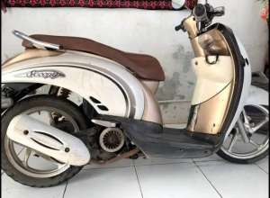 Jual bekas Motor scopy carbu 2010,lokasi di Tambun Utara