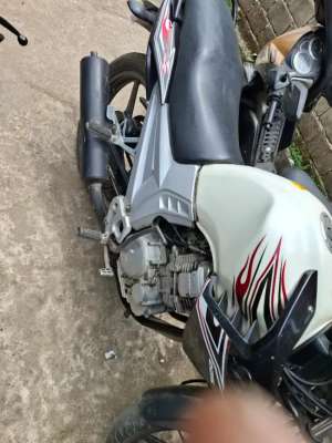 Jual bekas Motor yahama scorpio 225 cc,lokasi di Ilir Timur II