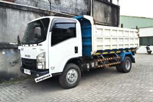 Jual bekas MULUSbanBARU MURAH CDD isuzu elf NMR HD dumptruck 2023 dumptruk dump,lokasi di Jakarta DKI