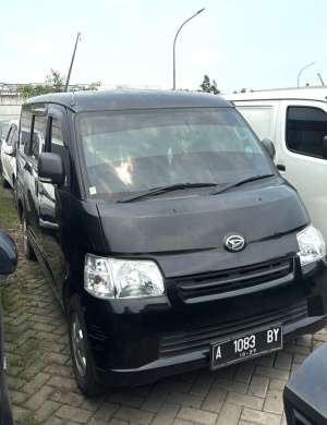 Jual bekas MULUSbanBARU MURAH Daihatsu Granmax minibus 2022 Gran max mini bus AC,lokasi di Jakarta DKI