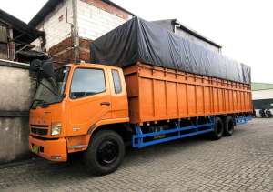 Jual bekas MULUSbanBARU MURAH Mitsubishi fuso tronton 6x2 HD bak besi 2020,lokasi di Jakarta DKI
