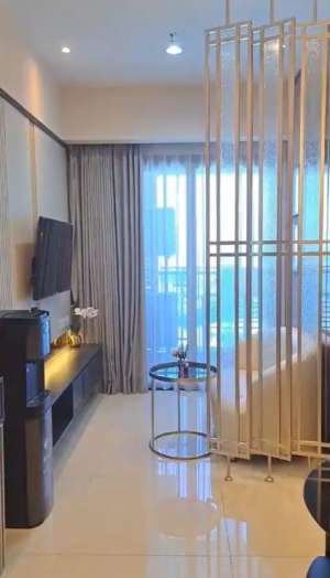 Murah Apartemen La Riz Mansion Pakuwon 2BR Siap Huni Full Furnish lokasi di Pakuwon, tersedia melalui melalui situs Olx