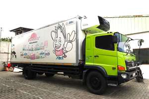 Jual bekas MURAH Hino engkel 4x2 bok Pendingin FG235JS 2017 Box Freezer FG 235 JS,lokasi di Jakarta DKI