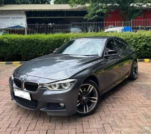 Jual bekas MURAH. MODIF BMW 320i M Sport LCi 2017 F30 2016 m 330i,lokasi di 