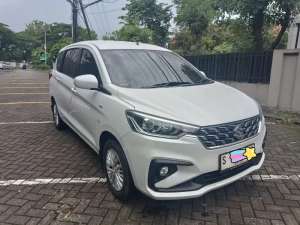 Jual bekas New Ertiga GL 2023 Manual S Mojokerto Tgn1 Pribadi Bagus Spt Baru Ori,lokasi di 