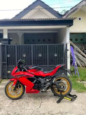Jual bekas Ninja 250 RR mono taun 2016,lokasi di Sokaraja