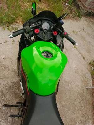 Jual bekas Ninja 250R karbu 2012,lokasi di Godong