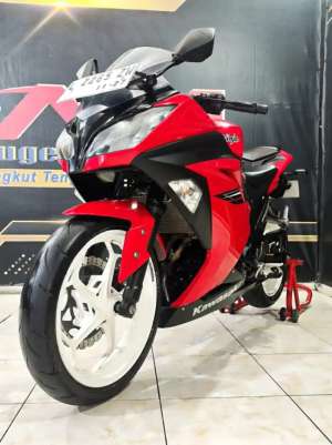 Jual bekas Ninja F1250cc 2017 km 10rb super jos. Anugerah Motor rungkut tengah 81,lokasi di Lakarsantri