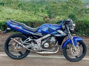 Jual bekas Ninja r 2012 upgrade ss asli warna biru,lokasi di Gununghalu