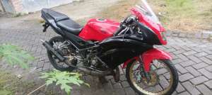 Jual bekas Ninja RR 2014 ss lengkap murah,lokasi di Kresek