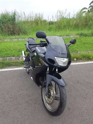 Jual bekas Ninja RR CBU 2005,lokasi di Waru