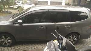 Jual bekas Nissan Grand livina 2017 Bensin,lokasi di 