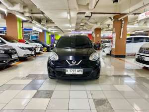 Jual bekas Nissan March L 1.2 AT 2015,lokasi di 