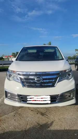 Jual bekas Nissan Serena C26 HWS Autech,lokasi di 