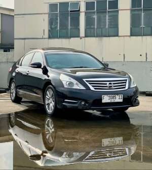 Jual bekas Nissan Teana XV 2013 Hitam Facelift Mesin V6 2.5cc Low KM hanya 89rb,lokasi di 