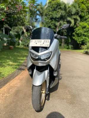 Jual bekas Nmax 155 connected,lokasi di Cileungsi