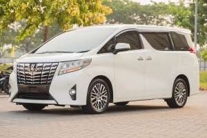 Jual bekas Odo 30rb km Toyota Alphard 2.5 G ATPM 2017 vellfire prado,lokasi di 