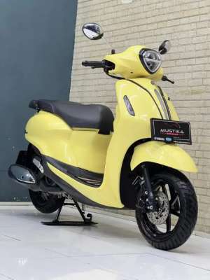 Jual bekas ODO 5RB GRESS MIRIP BARU YAMAHA FILANO 125 TH 2024 NOPOL N KAB .,lokasi di Kepanjen