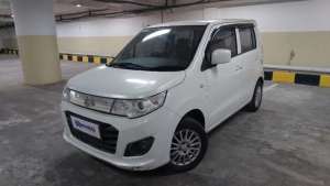 Jual bekas OLXmobbi Suzuki Karimun Wagon 1.0 GL Bensin-AT 2018 Putih,lokasi di 