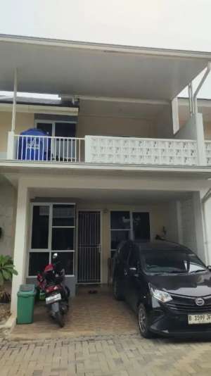 Over kredit murah rumah cluster 2lt dkt Lippo Karawaci Tangerang lokasi di Curug, tersedia melalui melalui situs Olx