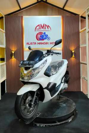 Jual bekas PCX 150.CBS. Th 2020. Bs trad in,lokasi di Jati Sampurna