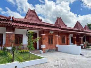 Perumahan Eksklusif Joglo Etnik Dekat Candi Prambanan lokasi di Depok, tersedia melalui melalui situs Olx