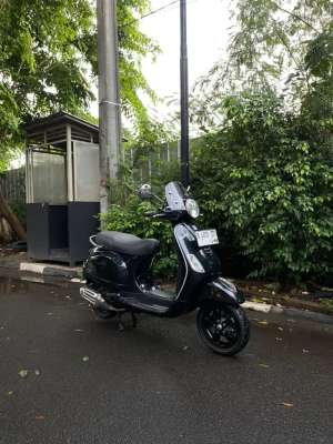 Jual bekas Piaggio Vespa LX IGET TH 2017 Istimewa,lokasi di Kemang