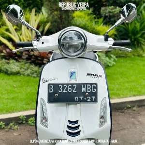 Jual bekas Piaggio Vespa Primavera s IGET 150 ABS TH 2022 WARNA PUTIH,lokasi di Ciputat Timur