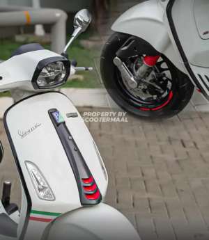 Jual bekas PIAGGIO VESPA SPRINT CARBON 150 IGET ABS 2019 PERFECT CONDITION,lokasi di Johar Baru