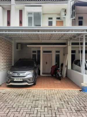 PONDOK GEDE RUMAH MEWAH MODERN AKSES 2 MOBIL KT3 KM3 lokasi di Pasar Rebo, tersedia melalui melalui situs Olx
