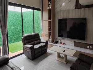 Private gym room, Rumah Mewah Green Garden Residence Kedoya 10X20m2 lokasi di Kebon Jeruk, tersedia melalui melalui situs Olx