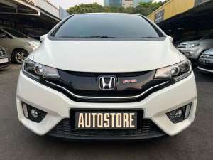 Jual bekas PROMO TDP 10JT Honda Jazz RS CVT Matic 2017 Putih S Brio Yaris 2018,lokasi di 