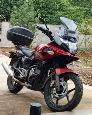 Jual bekas Pulsar 220 2012 siap mudik adventure touring,lokasi di Pesanggrahan