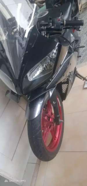 Jual bekas R15 v 2 gres halus pajak panjang jual cpt,lokasi di Bekasi Barat