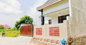 Ready Unit Rumah Baru Siap Huni Lokasi Karanganyar Kota Tegalasri lokasi di Jebres, tersedia melalui melalui situs Olx