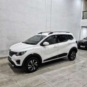 Jual bekas Renault Triber 1.0 RXZ Manual 2020 warna Putih,lokasi di 