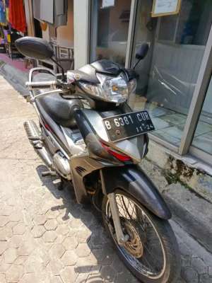 Jual bekas Revo AT 2013 komplit murah,lokasi di Ciseeng