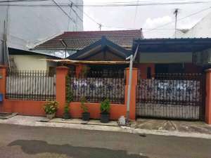 RON1372 DIJUAL RUMAH SIMPANG TITAN BELIMBING MALANG lokasi di Blimbing, tersedia melalui melalui situs Olx