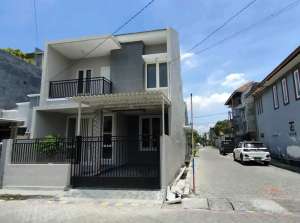 RON218 DIJUAL RUMAH GRIYA BHAYANGKARA MASANGAN KULON SEPANJANG SIDOARJ lokasi di Taman, tersedia melalui melalui situs Olx