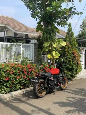 Jual bekas Royal Enfield Hunter 350 Nik 2023 tahun 2022 warna merah merona,lokasi di Kebayoran Baru
