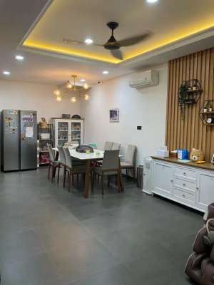 RUDY CEN rumah di Casajardin Casa Jardin Full Renov Semi furnished lokasi di Cengkareng, tersedia melalui melalui situs Olx