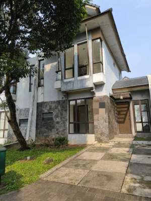 rumah 2 lantai di nittaya avani, bsd city. 10 menit exit tol serbaraja lokasi di Bumi Serpong Damai, tersedia melalui melalui situs Olx